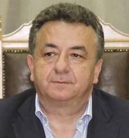 Σταύρος Αρναουτάκης