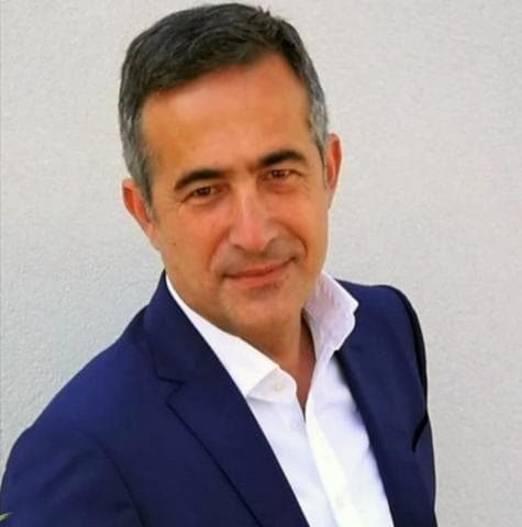 Ευστάθιος (στάθης) Κωνσταντινίδης